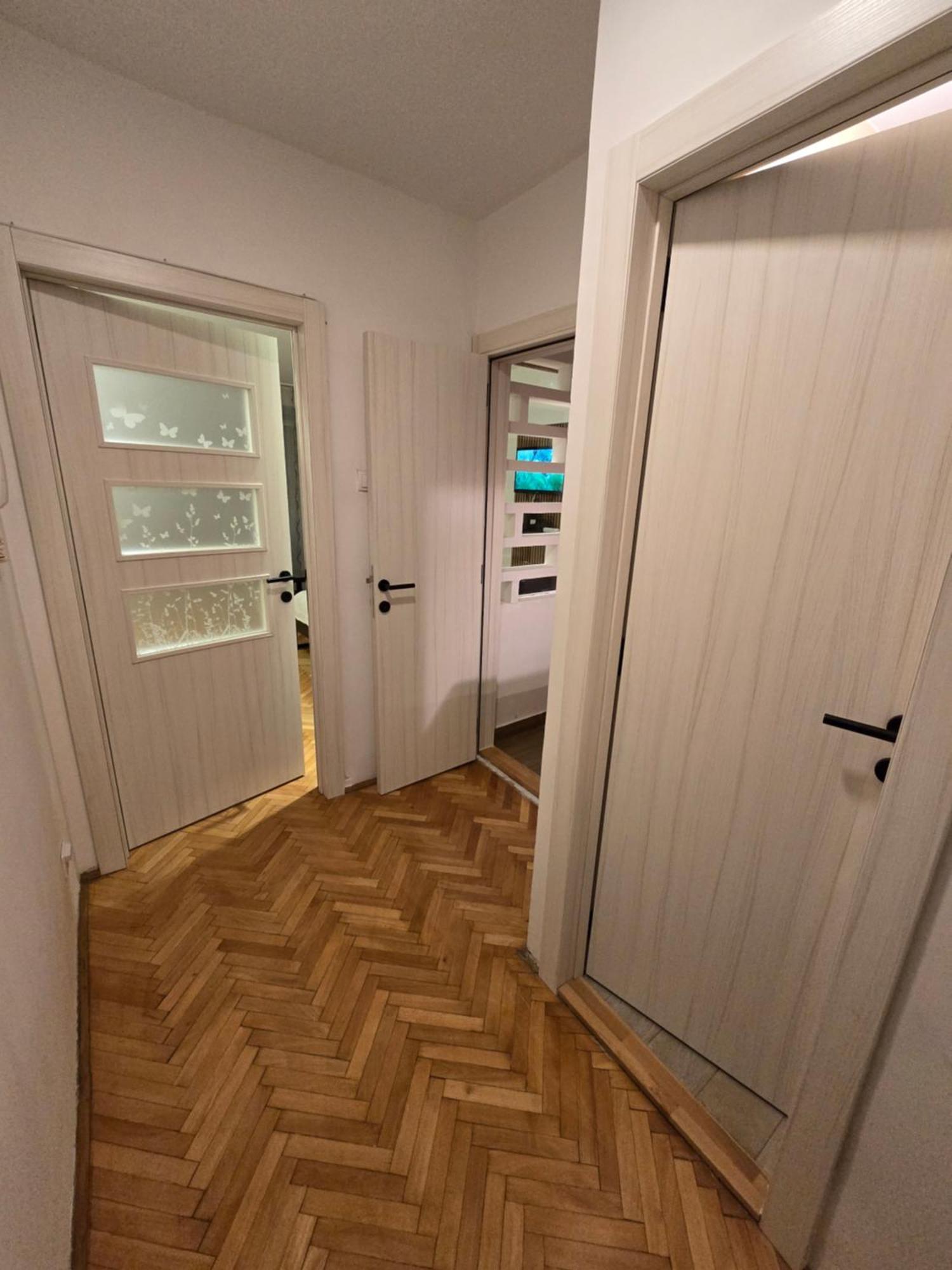 Azzurro Studio Apartment เบลเกรด ภายนอก รูปภาพ